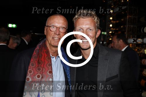 Scheveningen 7 november 2017
Noekpresentatie DEAL van Rob Jansen geschreven door Michiel v Egmond. Dirk Kuyt en Jorien v d Herik