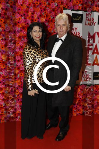 Amsterdam 6 november 2017 
Premiere my fair lady in carre. 
Laura Fygi met man