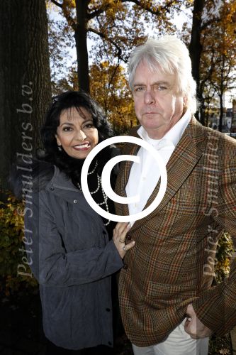 Laren, 13 November 2017
Presentatie CD en boek Ben Cramer.
Laura Fygi met man