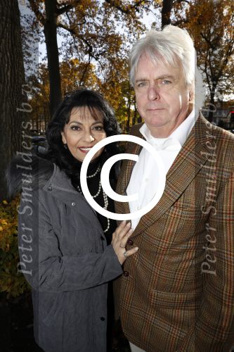 Laren, 13 November 2017
Presentatie CD en boek Ben Cramer.
Laura Fygi met man