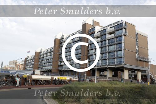 Scheveningen 16 oktober 2017
Catherine Keyl interviewt Lee Towers en zijn vrouw Laura in hun appartement