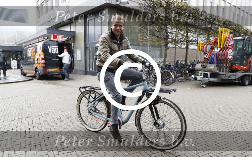 Tilburg 3 november 2017
Leo Alkemade op zijn electrische fiets in het centrum van Tilburg