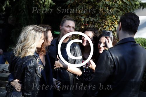 Amsterdam 7 november 2017
Fred v Leer Anna Nooshin Monica Geuze Leontine Borsato Kim Feenstra  Nikkie Tutorials Loinda Hakeboom Inge de Bruijn Quinty Trustfull op de cornelis schuytstraat.