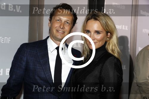 Amsterdam 9 oktober 2017
Premiere Vastgoed BV in het nieuwe de la mar. Lieke v Lexmond met man Bas v Veggel (op krukken)