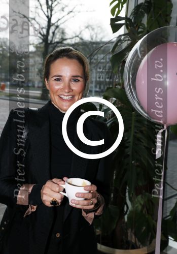 Amsterdam 24 oktober 2017
Boekpresentatie Vivian Reijs . Lieke v Lexmond met Leontine Borsato