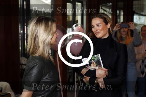 Amsterdam 24 oktober 2017
Boekpresentatie Vivian Reijs . Lieke v Lexmond met Leontine Borsato