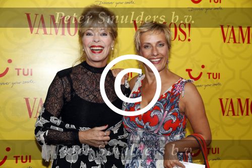 Amsterdam 1 oktober 2017
Premiere Vamos in het nieuwe de la mar theater. Lieneke le Roux en Mylene dAnjou.