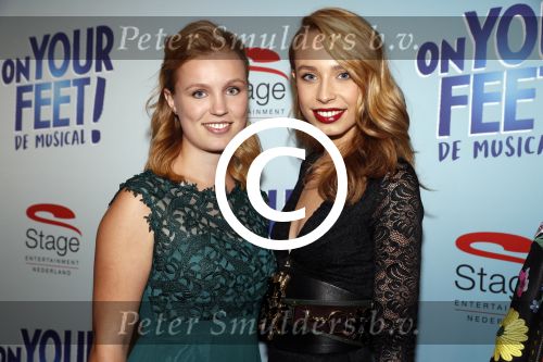 Utrecht 29 oktober 2017
Premiere on your feet in beatrixtheater in Utrecht. Loiza lamers met een vriendin