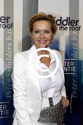 Amsterdam 5 november 2017
Premiere Fiddler on the Roof in het nieuwe de la mar theater. mariska v Kolck