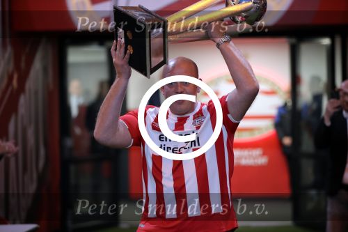 Eindhoven, 22 Januari 2017 Kompetitiewedstrijd PSV-SC Heerenveen, 
eindstand 4-3
Huldiging Michael v Gerwen
