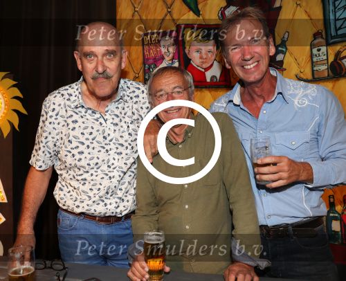 Rotterdam, 29 Augustus 2017 Persvoorstelling OASE Bar
met o.a. Joke Bruijs, Ron Brandsteder, Gerard Cox, Jacques Herb, Mini en Maxi, Jenny Arean, Bastiaan Ragas en Tony Neef.