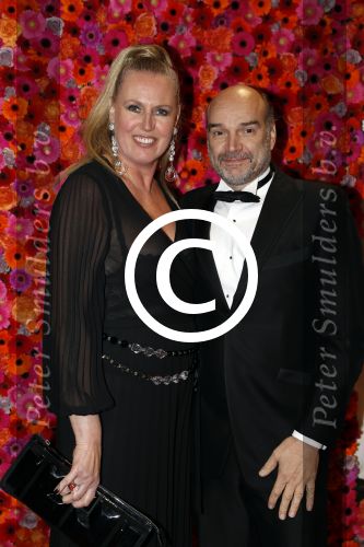 Amsterdam 6 november 2017 
Premiere my fair lady in carre. Monique Collignon met man