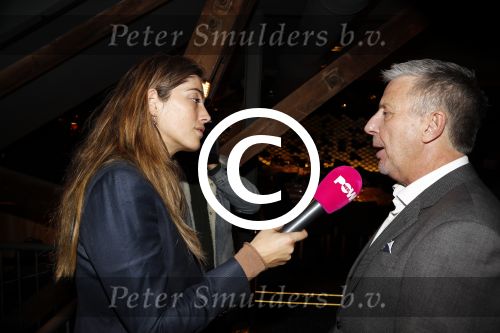Scheveningen 7 november 2017
Noekpresentatie DEAL van Rob Jansen geschreven door Michiel v Egmond. Nadia Palesa voor powned