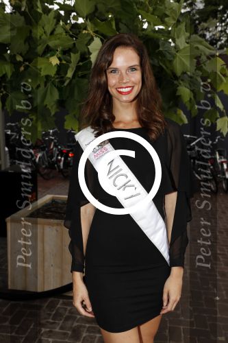 Hilversum 11 juli 2017
Premiere war of the planet of the apes in bioscoop Hilversum.
Nicky Opheij verkiezing Miss Nederland