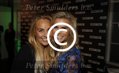Amsterdam 9 oktober 2017  
Presentatie about You in Amsterdam. Nicolette v Dam met Leontine Mourits