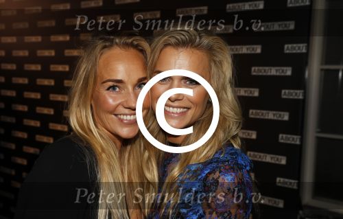 Amsterdam 9 oktober 2017  
Presentatie about You in Amsterdam. Nicolette v Dam met Leontine Mourits