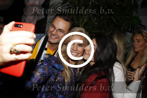 Amsterdam 9 oktober 2017  
Presentatie about You in Amsterdam. Fred v Leer met Nicolette v Dam en Anna Nooshin