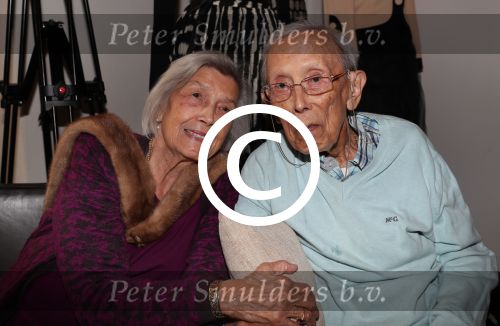 Den Bosch, 17 Oktober 2017
Veiling en tentoonstelling Kleding van Sandra Reemer bij Addy v d Krommenacker.
Ouders Sandra Reemer