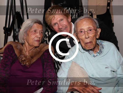 Den Bosch, 17 Oktober 2017
Veiling en tentoonstelling Kleding van Sandra Reemer bij Addy v d Krommenacker.
Ouders Sandra Reemer en Addy v d Krommenacker