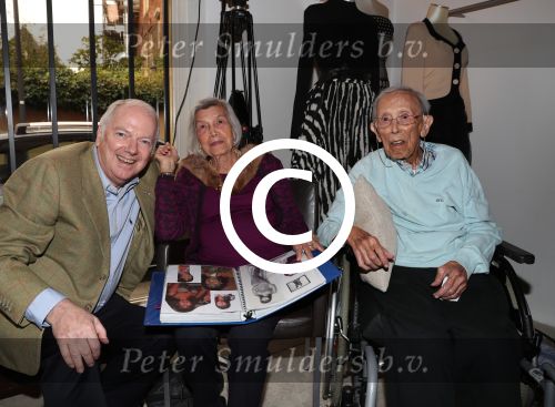 Den Bosch, 17 Oktober 2017
Veiling en tentoonstelling Kleding van Sandra Reemer bij Addy v d Krommenacker.
Ouders Sandra Reemer en Ronnie Tober