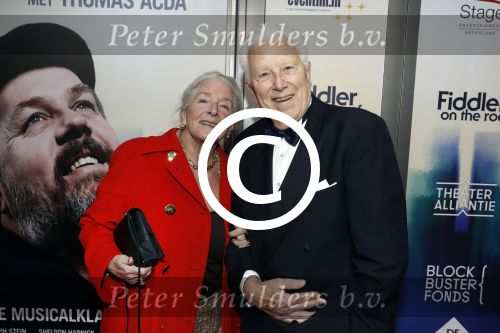 Amsterdam 5 november 2017
Premiere Fiddler on the Roof in het nieuwe de la mar theater. Paul v Gorcum met zijn vrouw