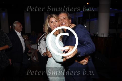 Nieuwegein 1 oktober 2017
Feestje Quincy Schellevis bij Wills in Nieuwegein. Quincy met zijn vrouw