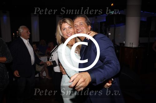 Nieuwegein 1 oktober 2017
Feestje Quincy Schellevis bij Wills in Nieuwegein. Quincy met zijn vrouw