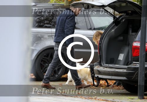 Amsterdam 21 oktober 2017
Candy Dulfer en haar nieuwe vriend Rafael arriveren bij haar huis
