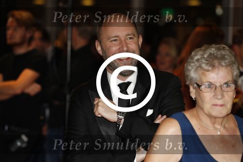 Amsterdam 12 oktober 2017 
Uitreiking televizierring in het afas live theater. Ramon Mesman met Patrick Martens en zijn moeder