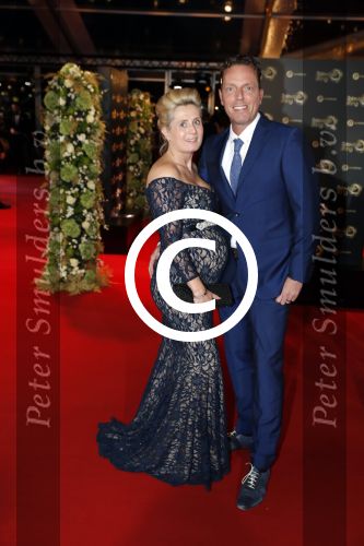 Amsterdam 12 oktober 2017 
Uitreiking televizierring in het afas live theater. Rob Geus met zijn zwangere vrouw