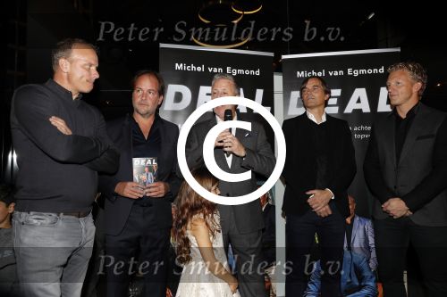 Scheveningen 7 november 2017
Noekpresentatie DEAL van Rob Jansen geschreven door Michel v Egmond. Dennis Bergkamp Philip Cocu en Dirk Kuyt
