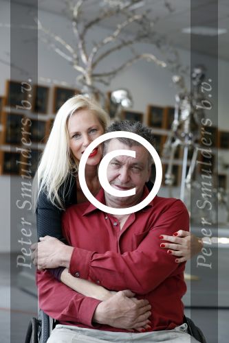 Den Helder 5 oktober 2017
Rob Scholte met zijn vriendin in zijn gallerij
