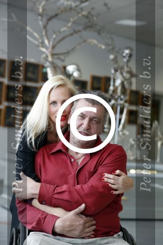 Den Helder 5 oktober 2017
Rob Scholte met zijn vriendin in zijn gallerij