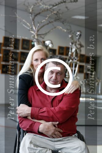 Den Helder 5 oktober 2017
Rob Scholte met zijn vriendin in zijn gallerij