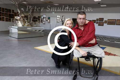 Den Helder 5 oktober 2017
Rob Scholte met zijn vriendin in zijn gallerij