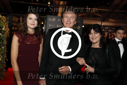 Amsterdam 12 oktober 2017 
Uitreiking televizierring in het afas live theater. Robert ten Brink met vrouw en dochter