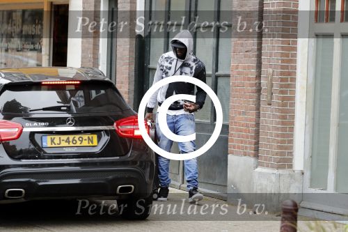 Amsterdam 1 oktober 2017
Romelu Lukaku en zijn vriendin Saar mens bij haar huis in Amsterdam.