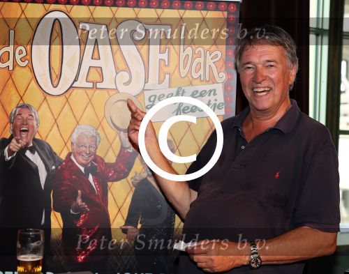 Rotterdam, 29 Augustus 2017 Persvoorstelling OASE Bar
met o.a. Joke Bruijs, Ron Brandsteder, Gerard Cox, Jacques Herb, Mini en Maxi, Jenny Arean, Bastiaan Ragas en Tony Neef.