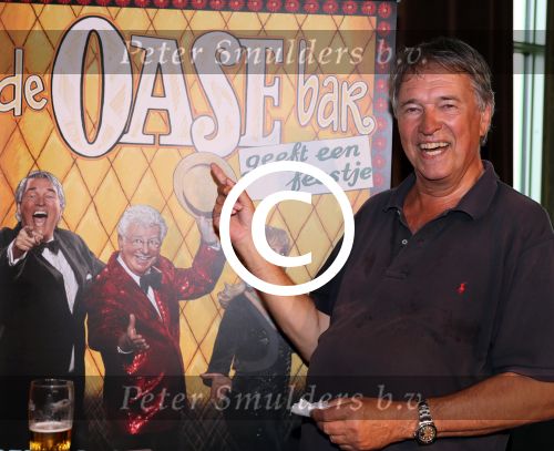 Rotterdam, 29 Augustus 2017 Persvoorstelling OASE Bar
met o.a. Joke Bruijs, Ron Brandsteder, Gerard Cox, Jacques Herb, Mini en Maxi, Jenny Arean, Bastiaan Ragas en Tony Neef.