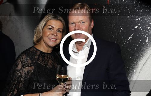 Scheveningen 7 november 2017
Noekpresentatie DEAL van Rob Jansen geschreven door Michiel v Egmond. Ronald en Bartina Koeman