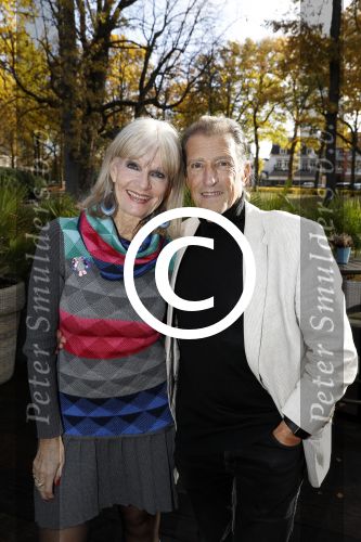 Laren, 13 November 2017
Presentatie CD en boek Ben Cramer.
Saskia en Serge