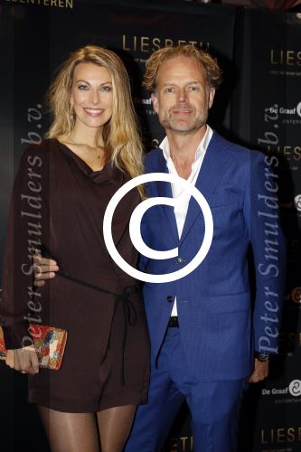 Amsterdam 2 oktober 2017
Premiere Liesbeth List de musical in Carre. Susan Smit met vriend