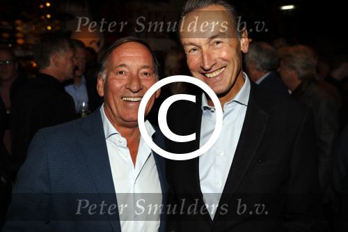 Scheveningen 7 november 2017
Noekpresentatie DEAL van Rob Jansen geschreven door Michiel v Egmond. Theo Dietz met een goede vriend