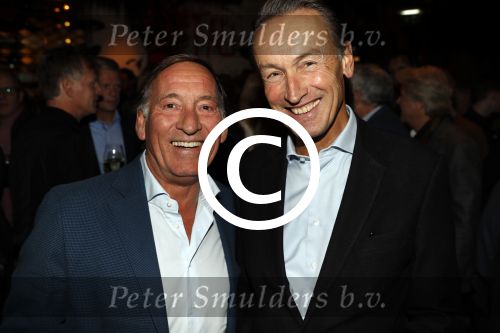 Scheveningen 7 november 2017
Noekpresentatie DEAL van Rob Jansen geschreven door Michiel v Egmond. Theo Dietz met een goede vriend