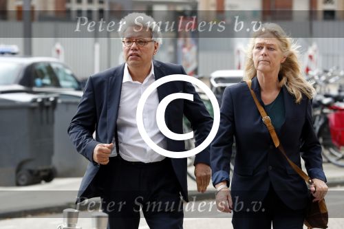 Amsterdam 14 oktober 2017
Afscheidsdienst van burgemeetser Eberhard v d Laan in het concertgebouw. Theodor Holman met vrouw