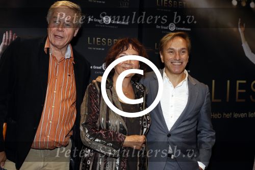 Amsterdam 2 oktober 2017
Premiere Liesbeth List de musical in Carre. Philippe Elan en Therese Steinmetz met partner