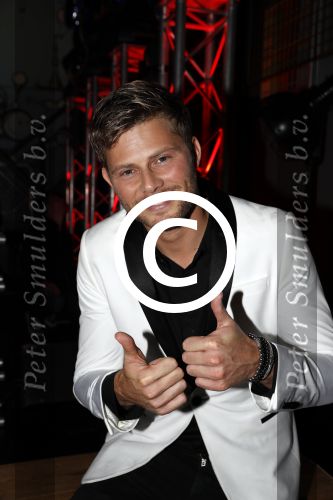 Amsterdam 4 november 2017
Tim Douwsma viert zijn 30e verjaardag in club de bajes.