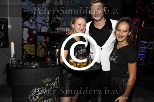 Amsterdam 4 november 2017
Tim Douwsma viert zijn 30e verjaardag in club de bajes.