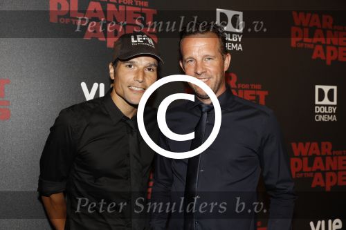 Hilversum 11 juli 2017
Premiere war of the planet of the apes in bioscoop Hilversum.
Tim Oliehoek en partner Sander v Leeuwen