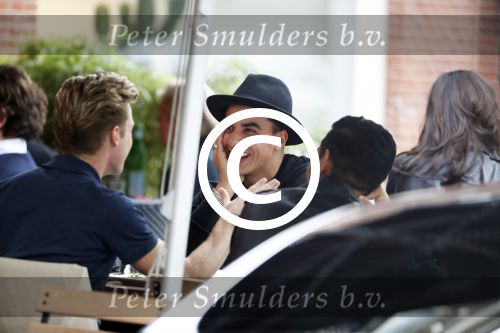 Amsterdam 13 oktober 2017 
Timor Steffens op terras